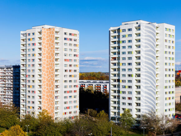 Mietwohnungsbau zwei mehrstöckige Wohnhäuser