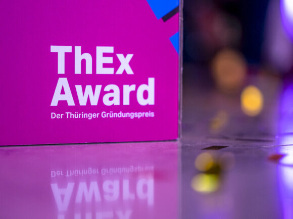 Das Bild zeigt ein Programmheft anlässlich des ThEx Awards.