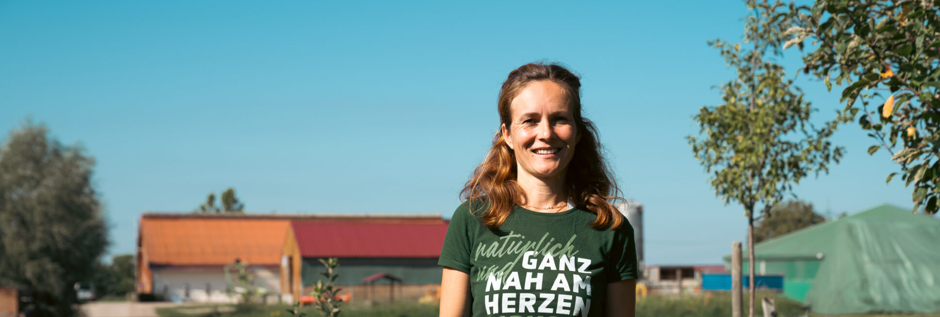 Marie Scharf vom Biohof Scharf in Ollendorf nimmt am Projekt Lernort Bauernhof teil.