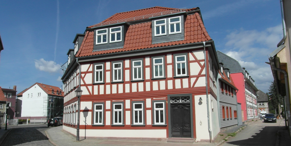 Förderung für kommunalen Mietwohnungsbau in Thüringen (im Bild: saniertes Fachwerkhaus in der Innenstadt)